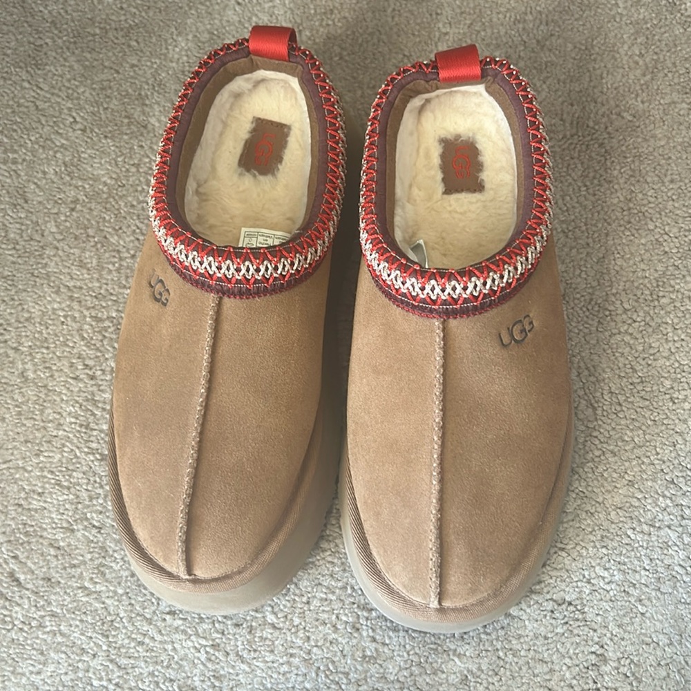 UGG tazz slippers